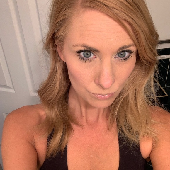 Meet your Posher, Lisabeth - Picture 2 of 4